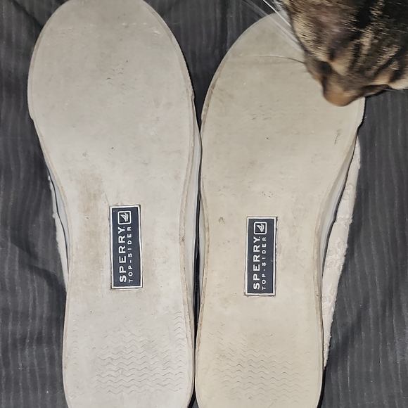 Sperry Floral Cream and Brown Boat Shoes - Picture 5 of 6